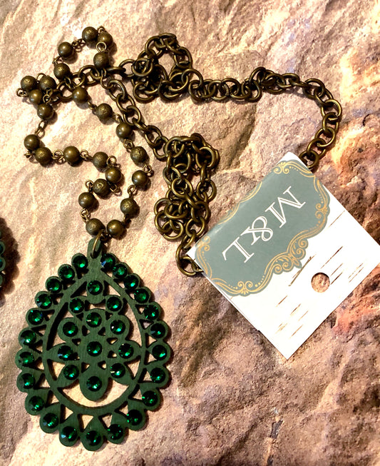 Emerald Green Wooden Santa Fe Necklace